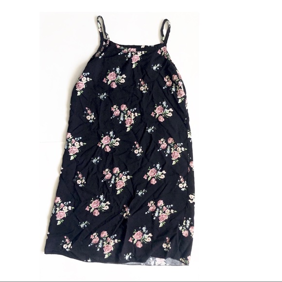 Brandy Melville Dresses & Skirts - Brandy Melville Floral Mini Dress